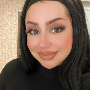 Meet your Posher, Vanessa